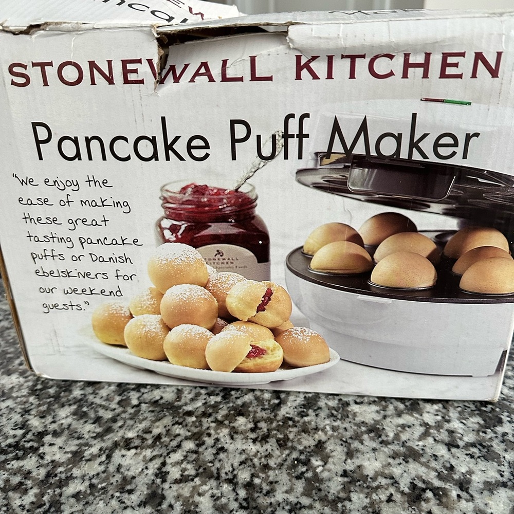 Stonewall kitchen pancake / cake pop maker